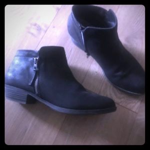 Size 9 black ankle boots